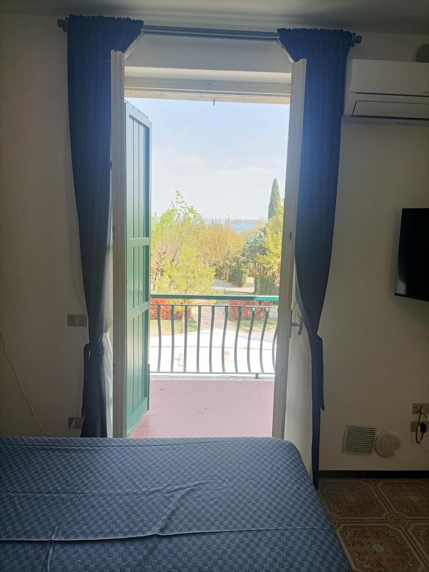 Appartamento Campiello Сирмионе Экстерьер фото